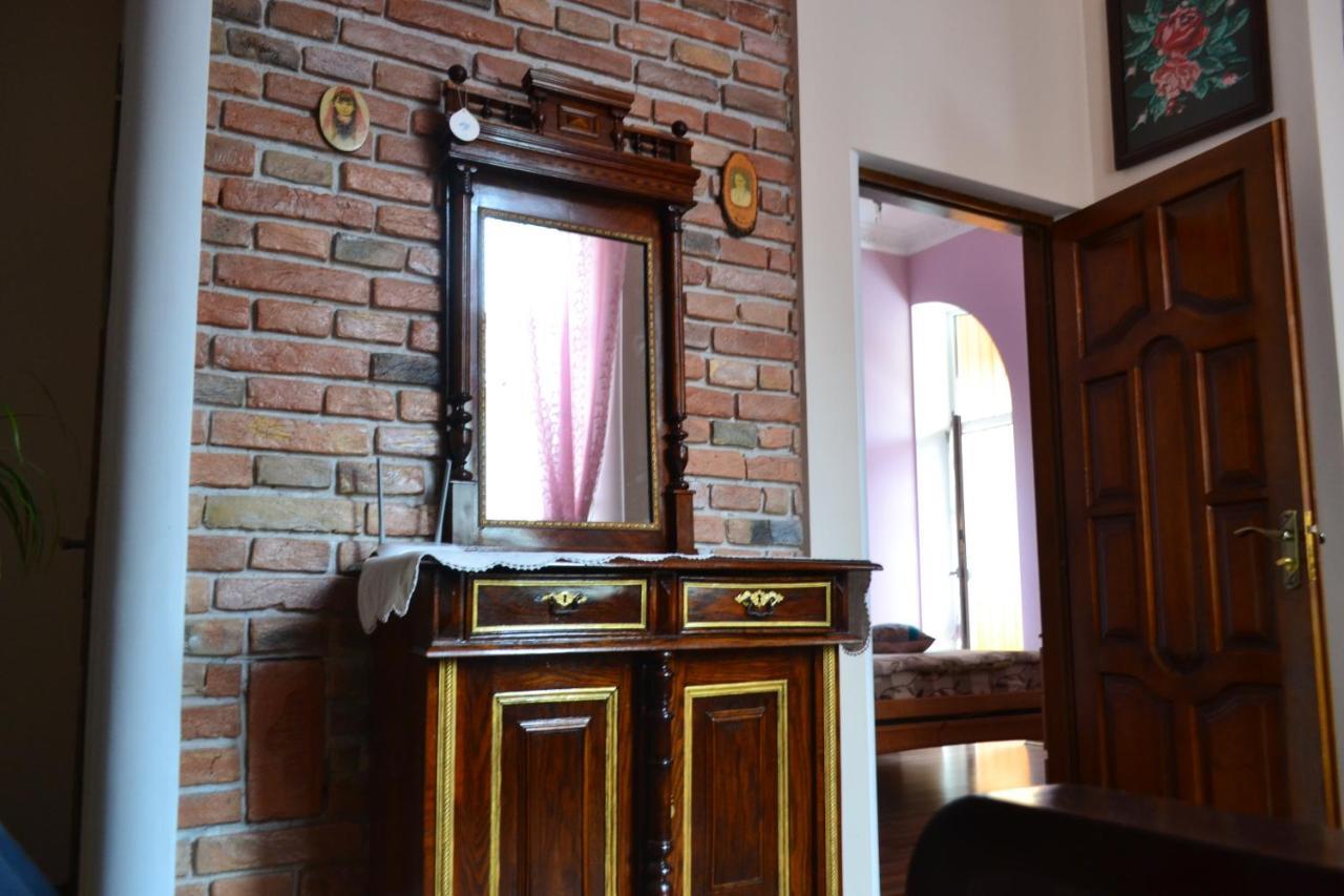 Apartment On Shevchenka Boulevard Ternopil Exteriör bild