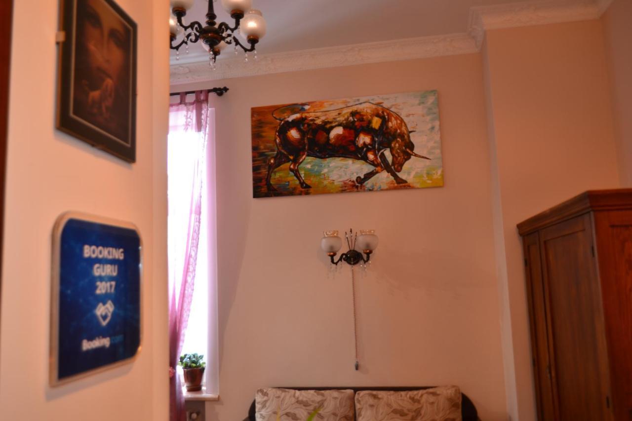 Apartment On Shevchenka Boulevard Ternopil Exteriör bild
